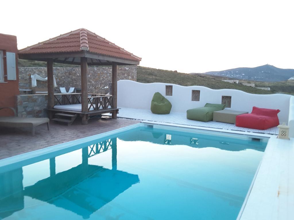 Villa Zen Dans Le Bleu Ermoupoli Bagian luar foto